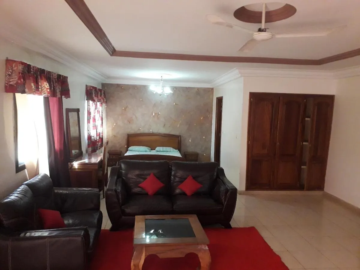 Pyramide Hotel Dakar