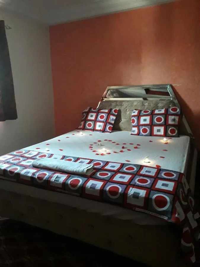 ***  Pyramide Hotel Dakar Senegal